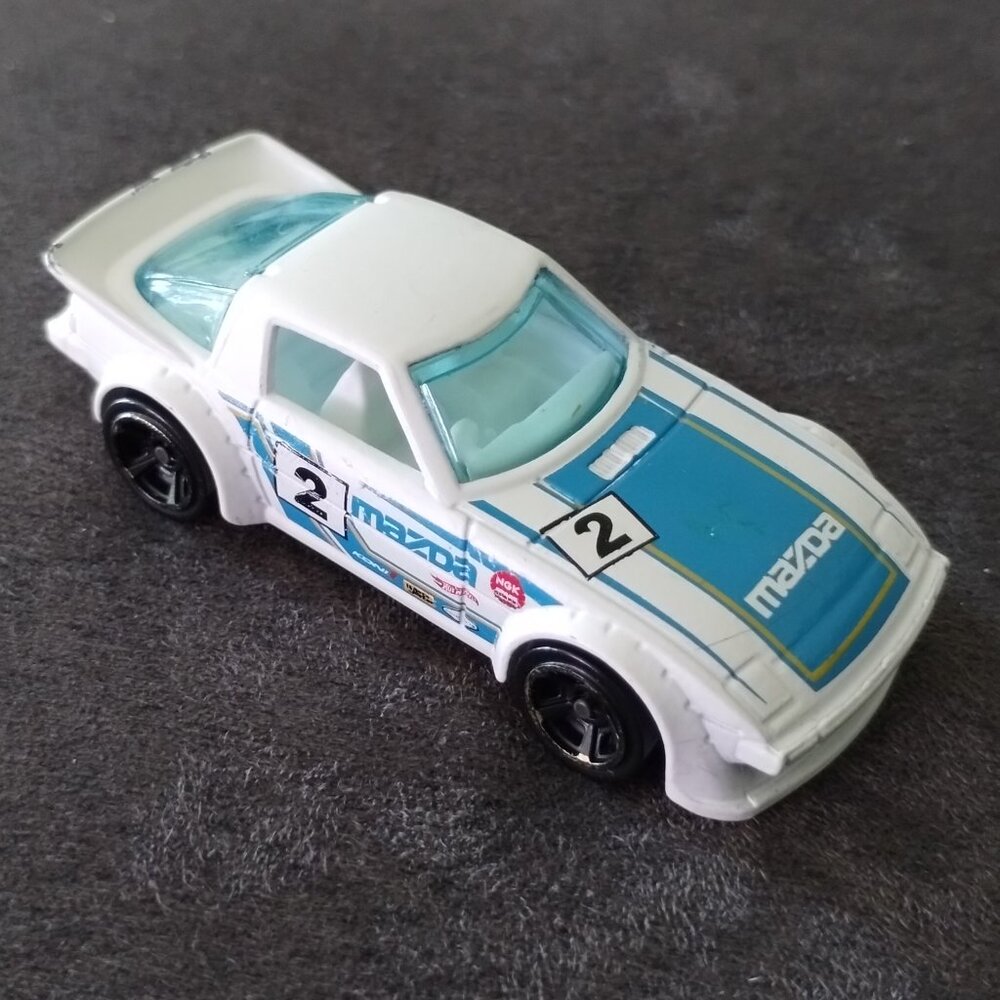 2011 Hot Wheels Mazda RX-7 Mattel